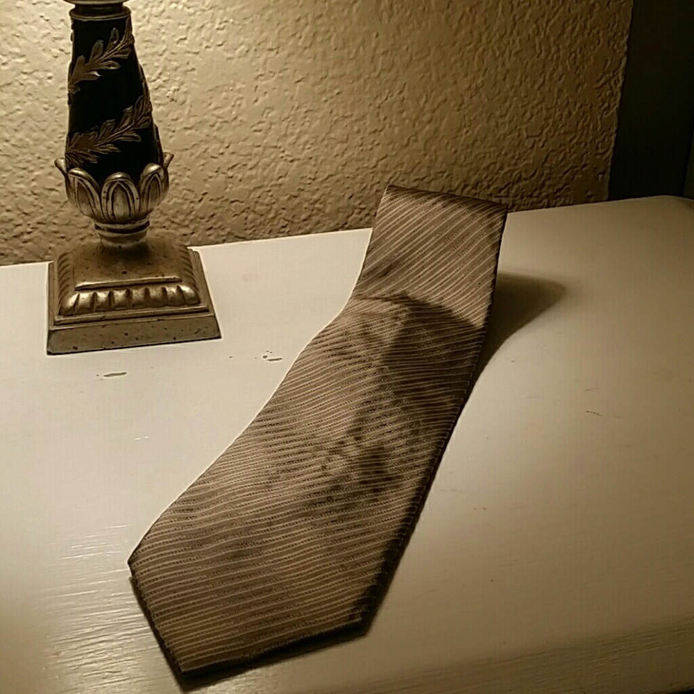 Kenneth Cole new York silk tie